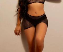 Bellas acompañantes con unas curvas que fliparas, Españolas - 1
