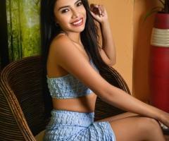 PÁSALO MUY BIEN CON UNA JOVENCITA - 1