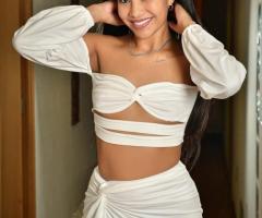 PÁSALO MUY BIEN CON UNA JOVENCITA - 3